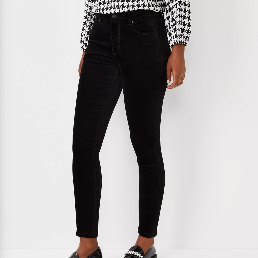 Like NEW Ann Taylor Petite Skinny Velvet Jeans Size 4